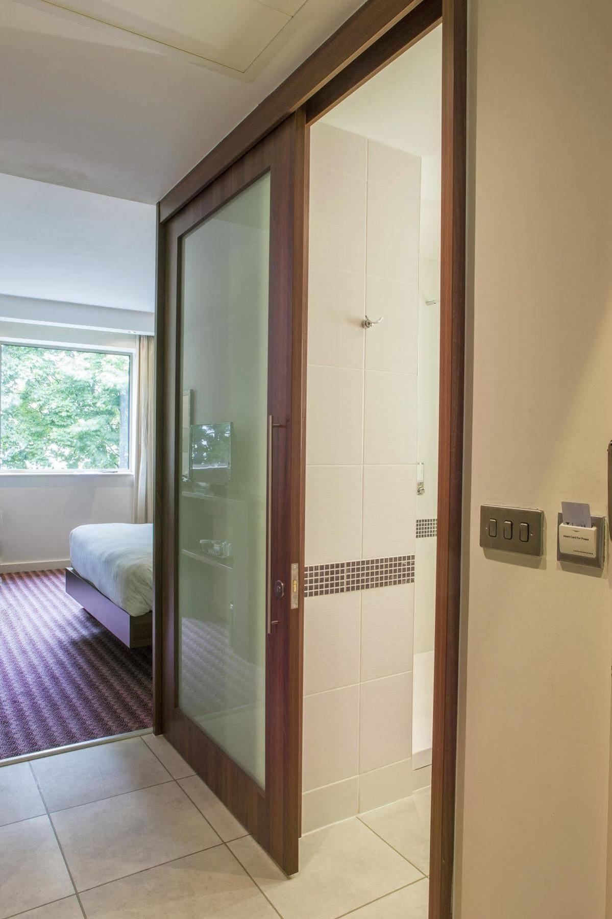 Hampton By Hilton Hotel